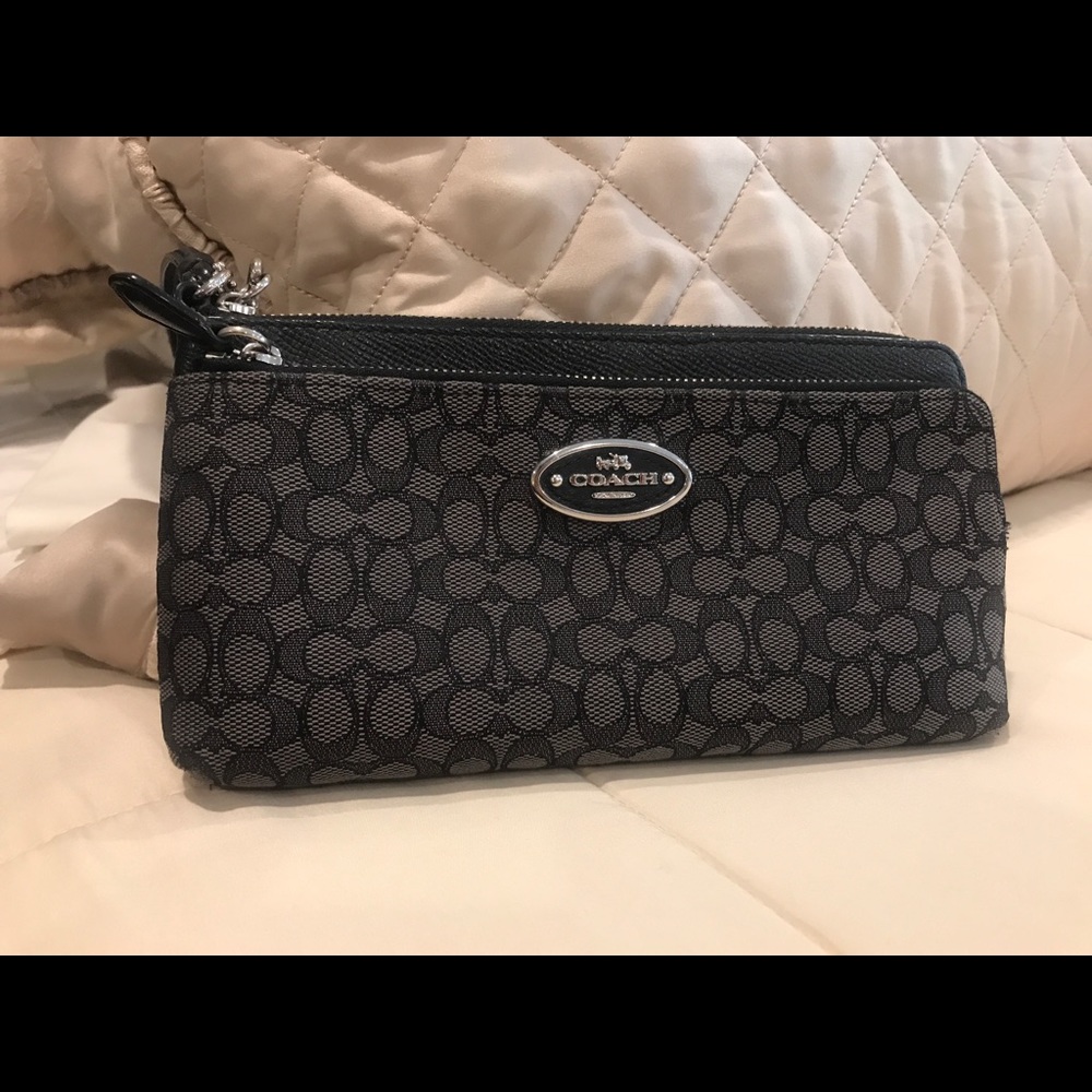 COACH Black Signature Wristlet